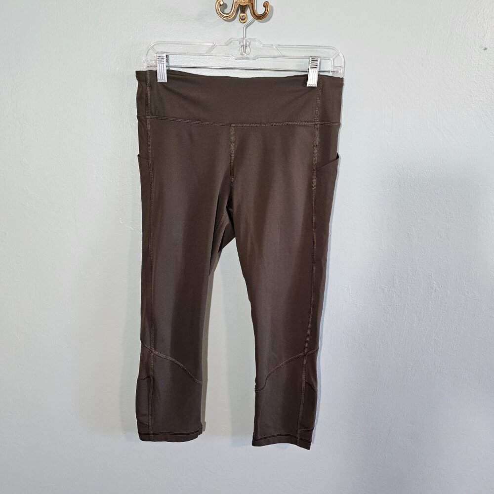 Lululemon Leggings Olive Green Cropped Pace Rival | LW6AKHS | 8 | EUC